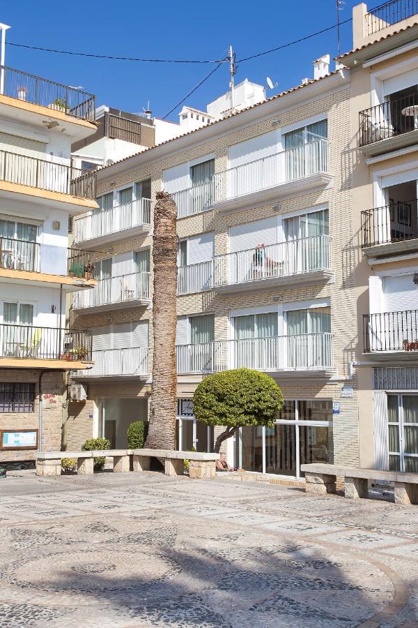 Alameda Apartments Benidorm Luaran gambar